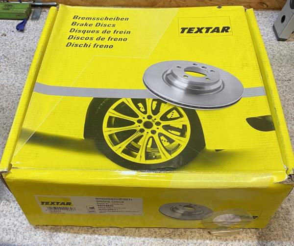 Bremsscheibensatz VA TEXTAR f. BMW E36, E46, Z4 (Inhalt 2 Bremsscheiben)